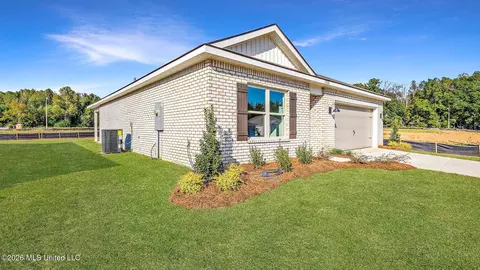Exterior - 324 Cedar Crest Dr, Pearl, MS 39208 photo 2 of 2