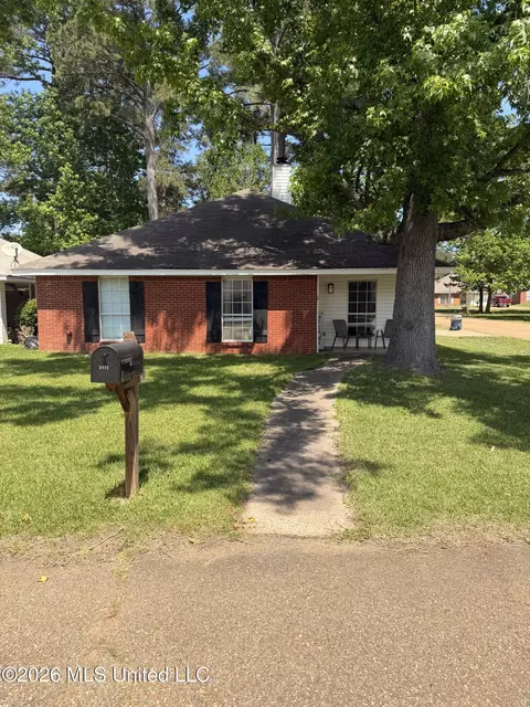 3072 Willow Dr, Brandon, MS 39042