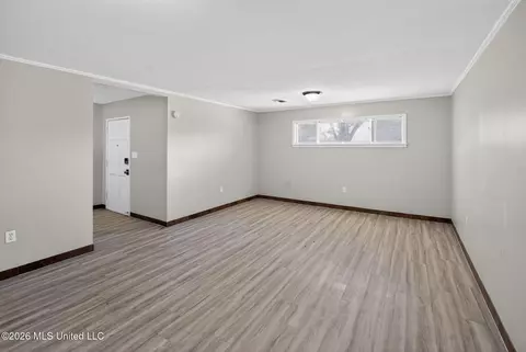 Living - 5730 NE Imperial Dr, Jackson, MS 39211 photo 2 of 9