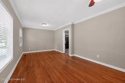 Living - 1639 Lockwood Ave, Jackson, MS 39211 photo 5 of 7