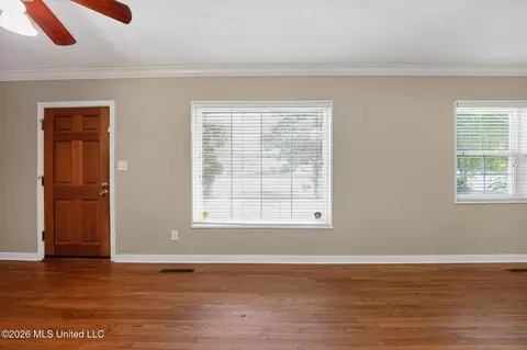 Living - 1639 Lockwood Ave, Jackson, MS 39211 photo 7 of 7