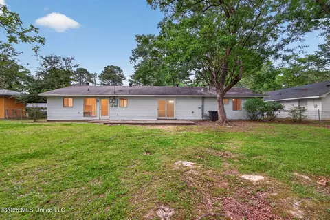 Exterior - 335 Allstate Dr, Jackson, MS 39211 photo 10 of 10