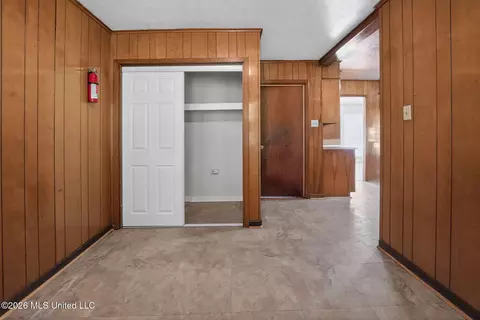 Entry Way - 1327 Wooddell Dr, Jackson, MS 39212 photo 2 of 2