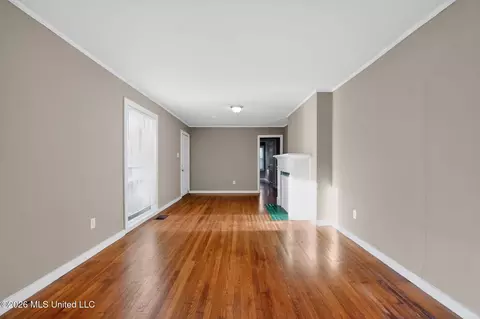 Living - 4611 Normandy Dr, Jackson, MS 39206 photo 5 of 8