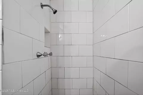 Bath - 4611 Normandy Dr, Jackson, MS 39206 photo 6 of 6