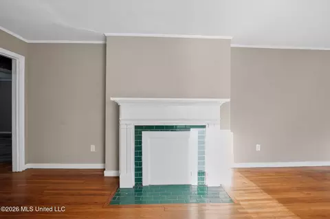 Living - 4611 Normandy Dr, Jackson, MS 39206 photo 2 of 8