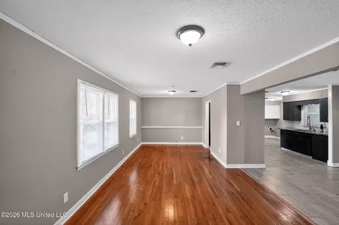 Living - 1623 Wilhurst St, Jackson, MS 39211 photo 7 of 9