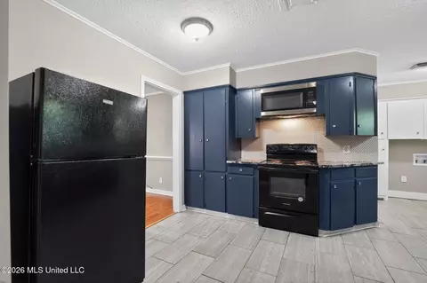 Kitchen - 1623 Wilhurst St, Jackson, MS 39211 photo 3 of 3