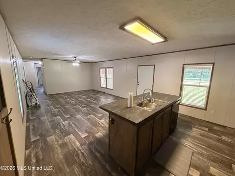 2338 Evans Rd, Smithdale, MS 39664 photo 6