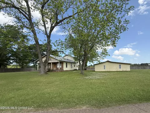 169 Bankhead Ln, Crystal Springs, MS 39059