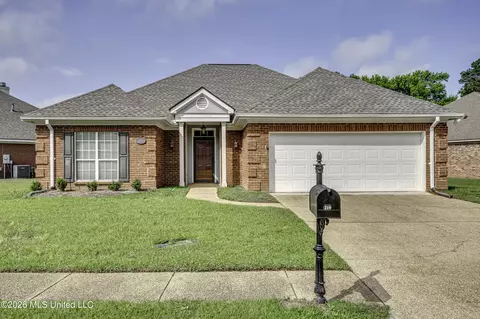 219 Garden Dr, Brandon, MS 39042