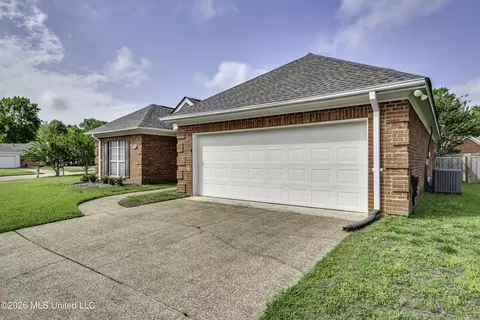 Other - 219 Garden Dr, Brandon, MS 39042 photo 1 of 22