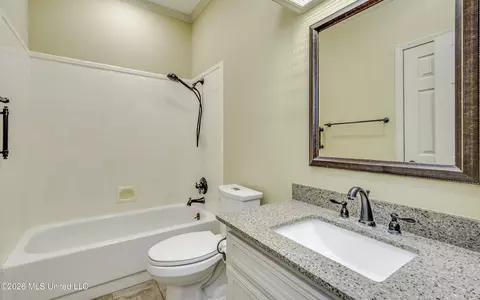Bath - 219 Garden Dr, Brandon, MS 39042 photo 1 of 7