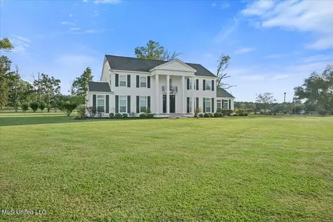 Exterior - 1951 E 3rd St, Forest, MS 39074 photo 3 of 18