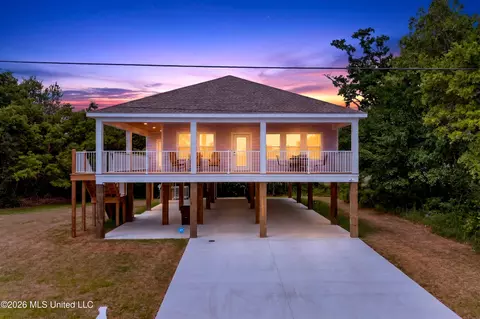 111 Pitcher Pt, Long Beach, MS 39560