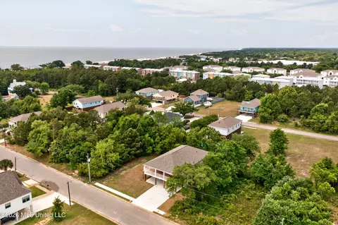 View/Area - 111 Pitcher Pt, Long Beach, MS 39560 photo 1 of 4