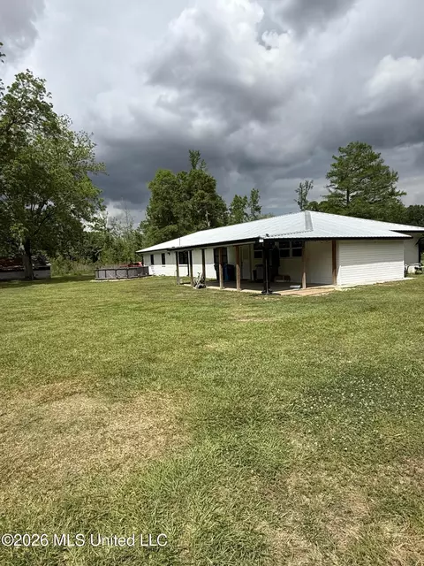 Exterior - 24009 Highway 613, Lucedale, MS 39452 photo 5 of 9