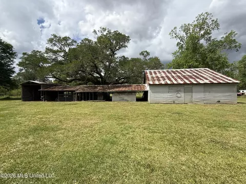 Exterior - 24009 Highway 613, Lucedale, MS 39452 photo 6 of 9