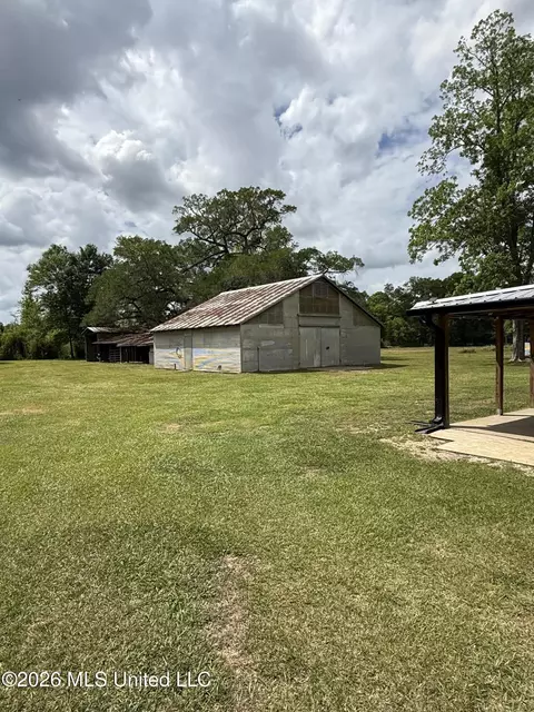 Exterior - 24009 Highway 613, Lucedale, MS 39452 photo 3 of 9
