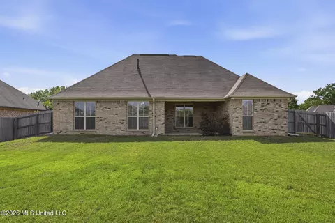 Exterior - 223 Falls Xing, Madison, MS 39110 photo 5 of 5