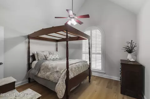 Bedroom - 113 Sandstone Dr, Brandon, MS 39047 photo 4 of 6