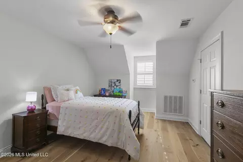 Bedroom - 113 Sandstone Dr, Brandon, MS 39047 photo 3 of 6