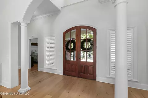 Entry Way - 113 Sandstone Dr, Brandon, MS 39047 photo 1 of 7