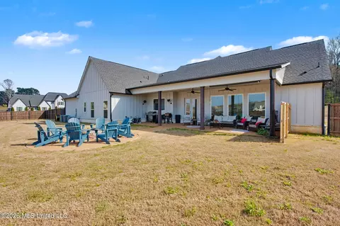 Exterior - 2332 Slocum Rd, Hernando, MS 38632 photo 5 of 8