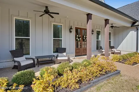 Exterior - 2332 Slocum Rd, Hernando, MS 38632 photo 4 of 8