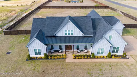 Exterior - 2332 Slocum Rd, Hernando, MS 38632 photo 7 of 8