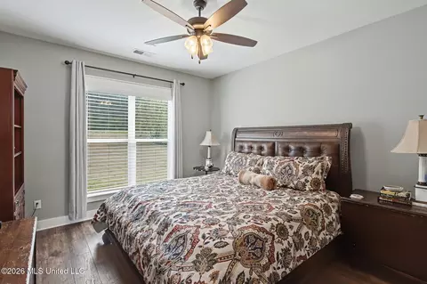 Bedroom - 2332 Slocum Rd, Hernando, MS 38632 photo 2 of 3
