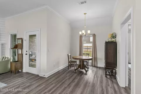 Dining - 425 Baleigh Way, Canton, MS 39046 photo 1 of 1