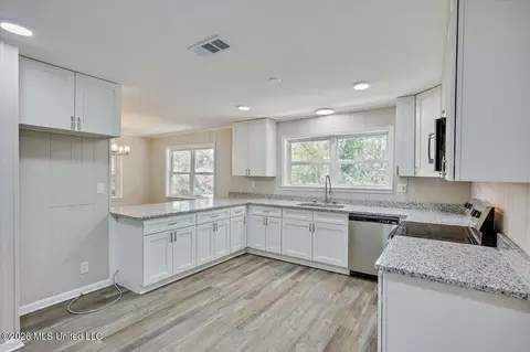 Kitchen - 3125 Beasley Rd, Wesson, MS 39191 photo 2 of 2