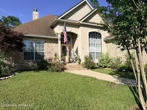 69 Knoll Creek Dr, Carriere, MS 39426