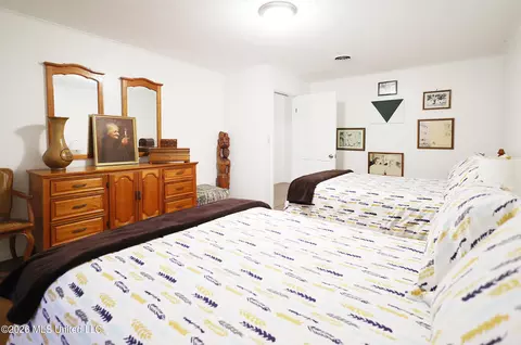 Bedroom - 201 Sinclair St, Mccomb, MS 39648 photo 7 of 7