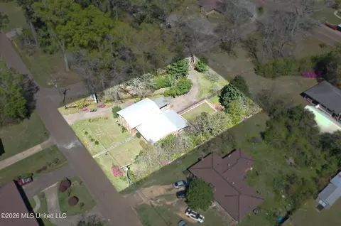 View/Area - 201 Sinclair St, Mccomb, MS 39648 photo 1 of 1