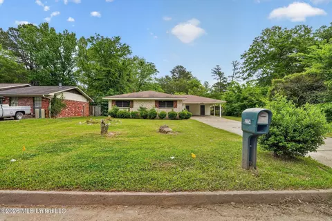 2174 Monaco St, Jackson, MS 39204