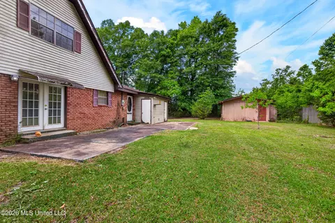 Exterior - 303 Varnado Ave, Wiggins, MS 39577 photo 10 of 10