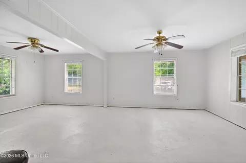 Living - 303 Varnado Ave, Wiggins, MS 39577 photo 3 of 5