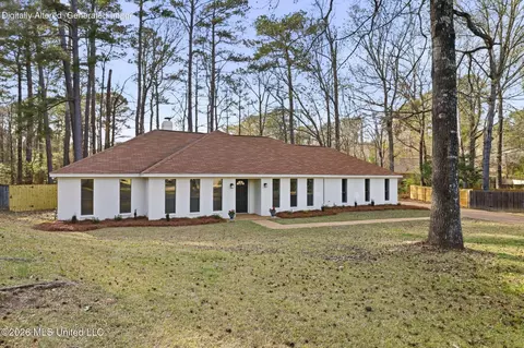 409 Arundel Dr, Brandon, MS 39047