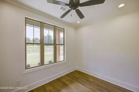 Other - 104 Plainview Dr, Vicksburg, MS 39180 photo 5 of 9