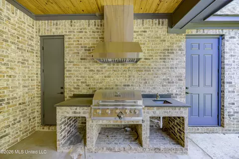 Other - 104 Plainview Dr, Vicksburg, MS 39180 photo 8 of 9