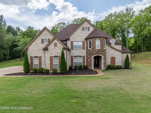 7818 Remington Cv, Hernando, MS 38632
