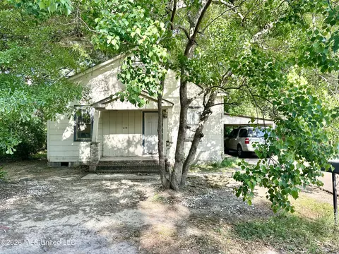 818 N Jackson St, Brookhaven, MS 39601