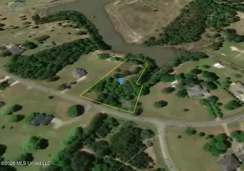 12205 Deer Cir, Moss Point, MS 39562 photo 3