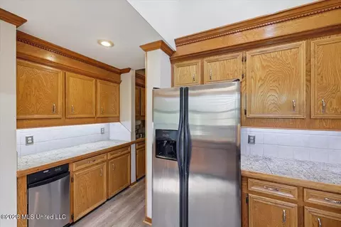 Kitchen - 361 Springhill Dr, Terry, MS 39170 photo 4 of 5