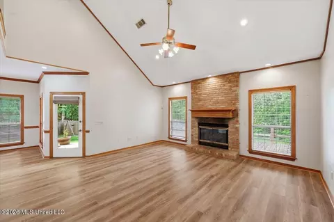 Living - 361 Springhill Dr, Terry, MS 39170 photo 1 of 5