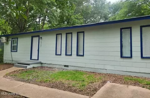 1727 Dixie Dr, Jackson, MS 39209
