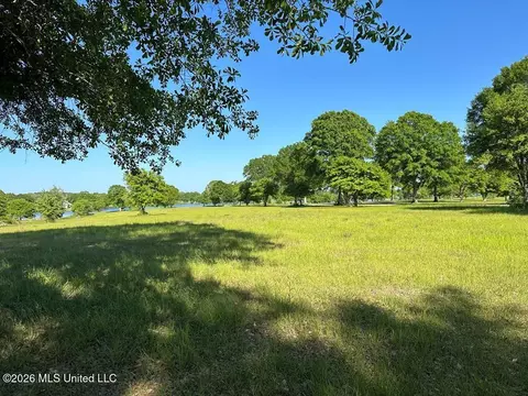 N New Arbor Road, Poplarville, MS 39470