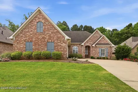 320 Oakville Cir, Brandon, MS 39047